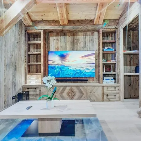 This Cabana Offers Free Private Parking * Verbier